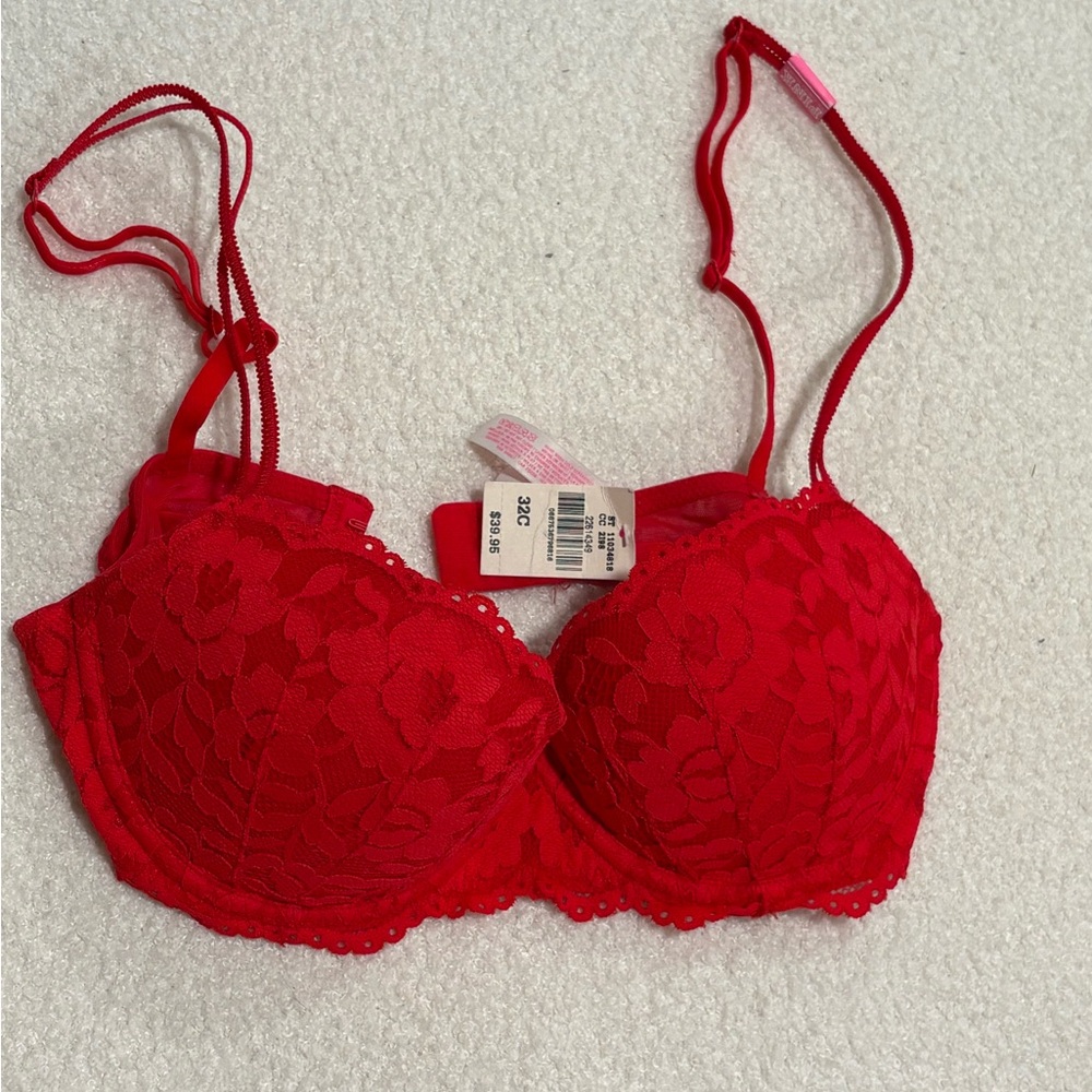 NWT Pink Victoria’s Secret lace push-up bra